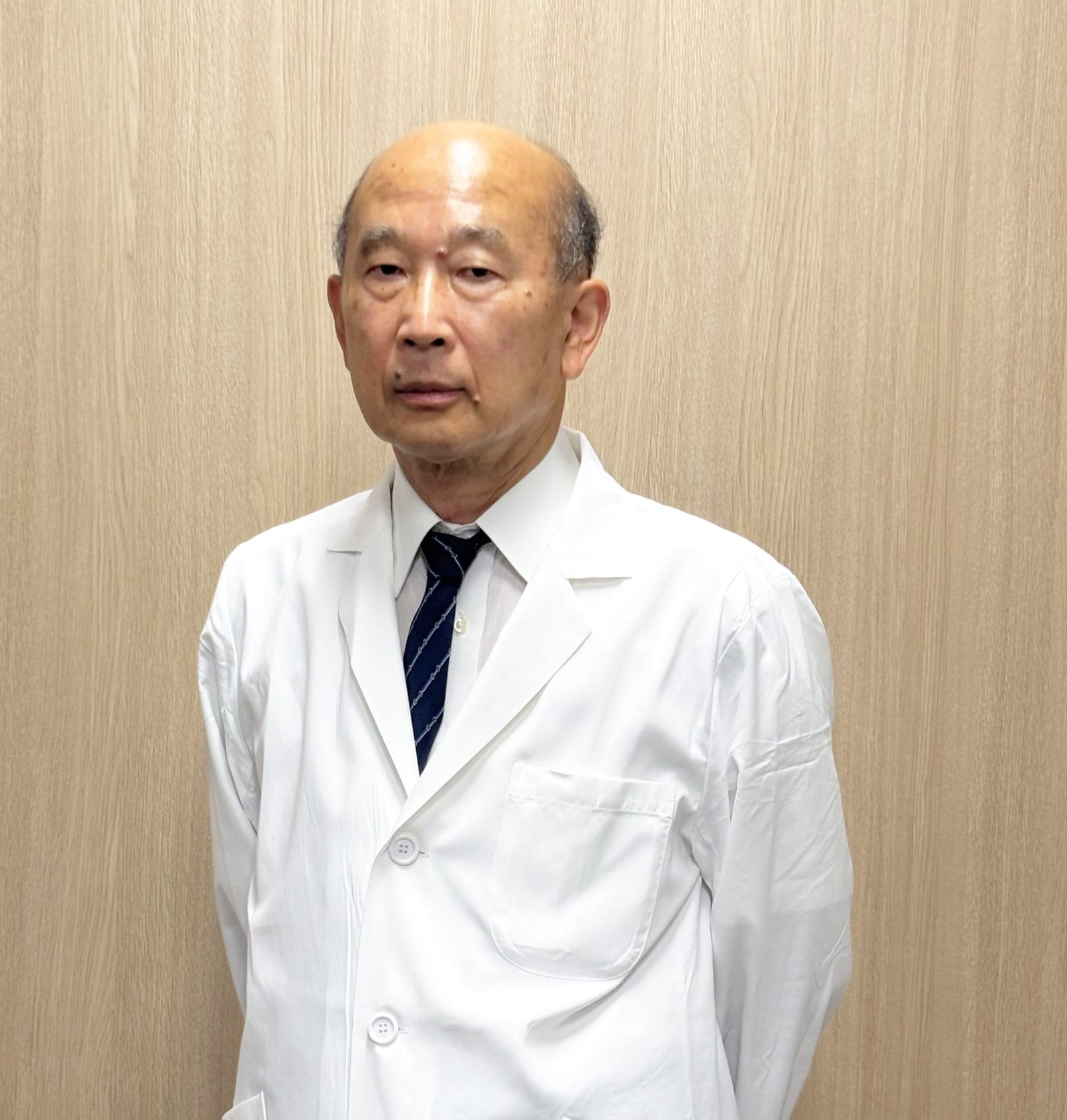 山岡 健治